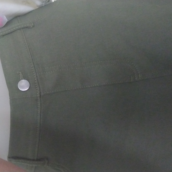 Time and true Green scratch denim pants skinny leg. no boundaries blouse - Picture 6 of 12